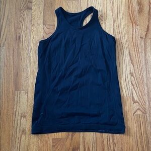 Athleta Tank top
